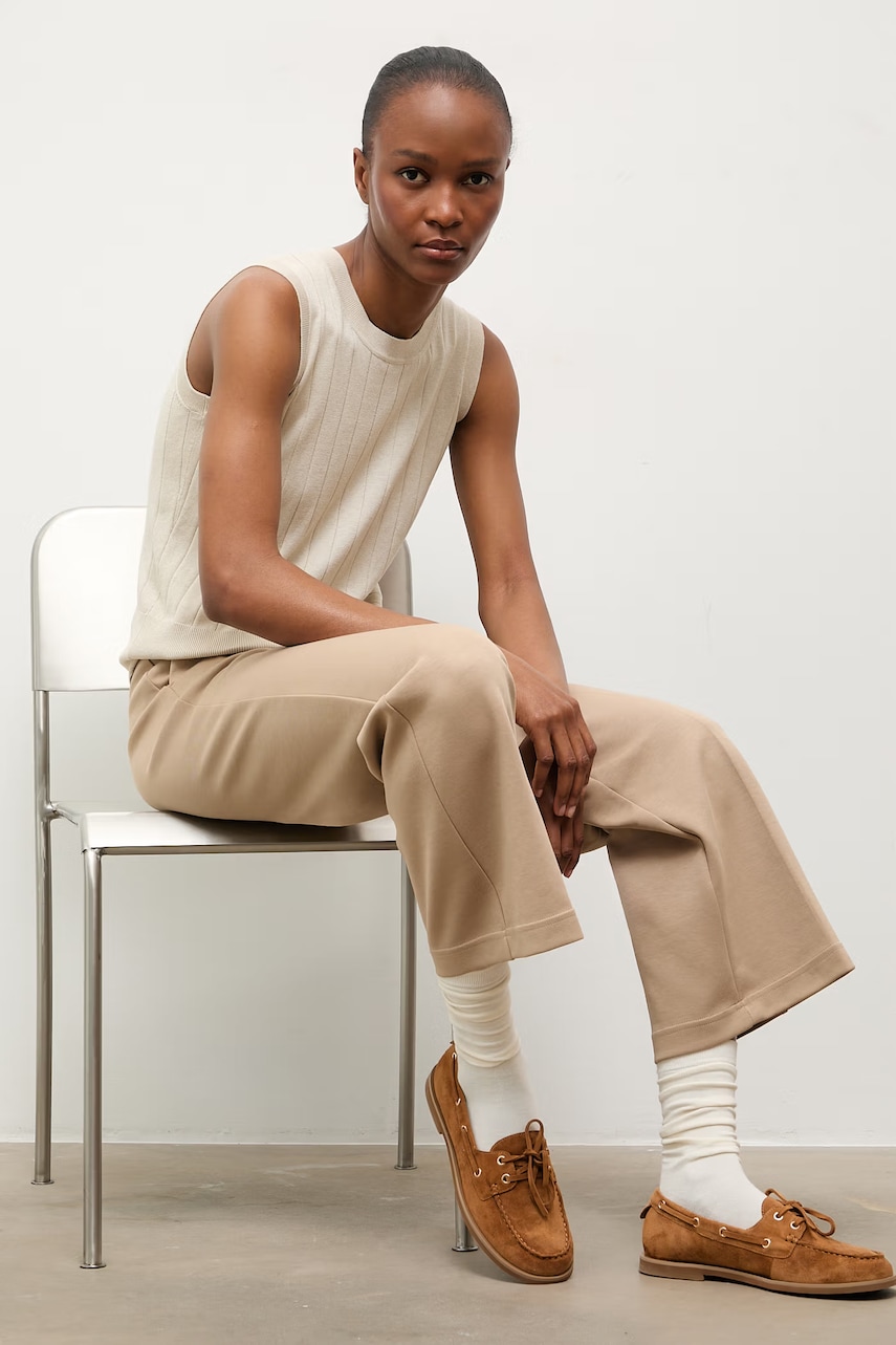 Answear.LAB mokasyny zamszowe z kolekcji Unscripted damskie kolor brązowy na płaskim obcasie