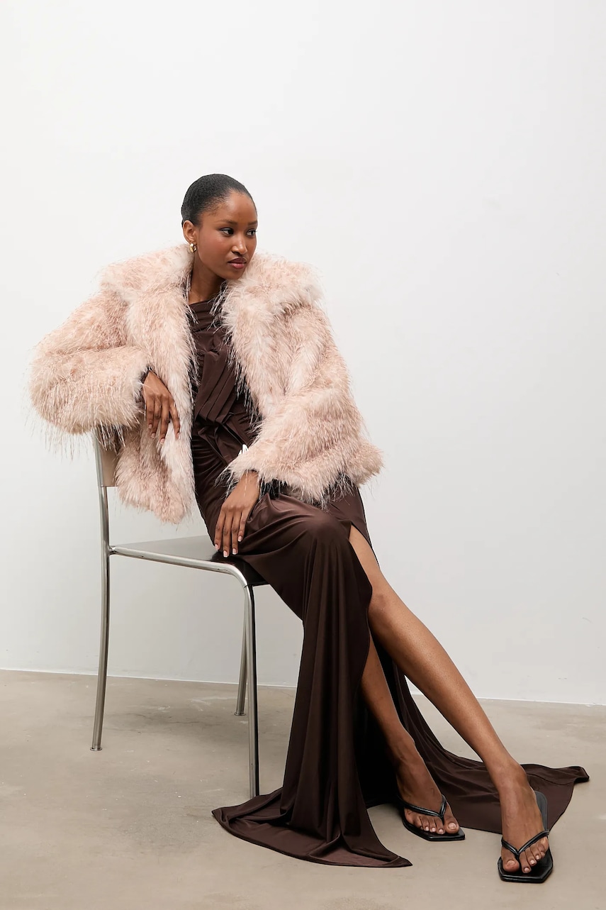 Answear.LAB rochie culoarea maro, maxi, mulata