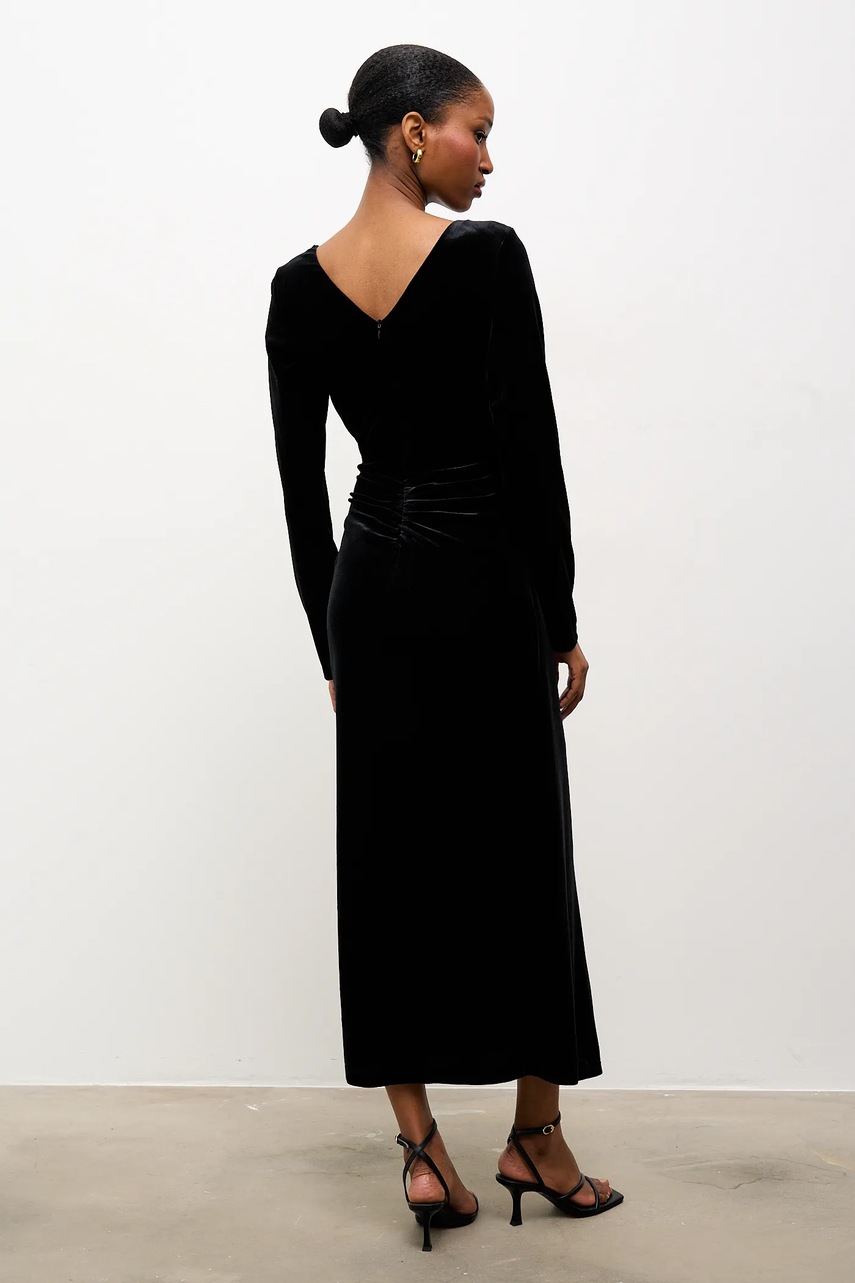 Velurové šaty Answear.LAB (obrázek 3)