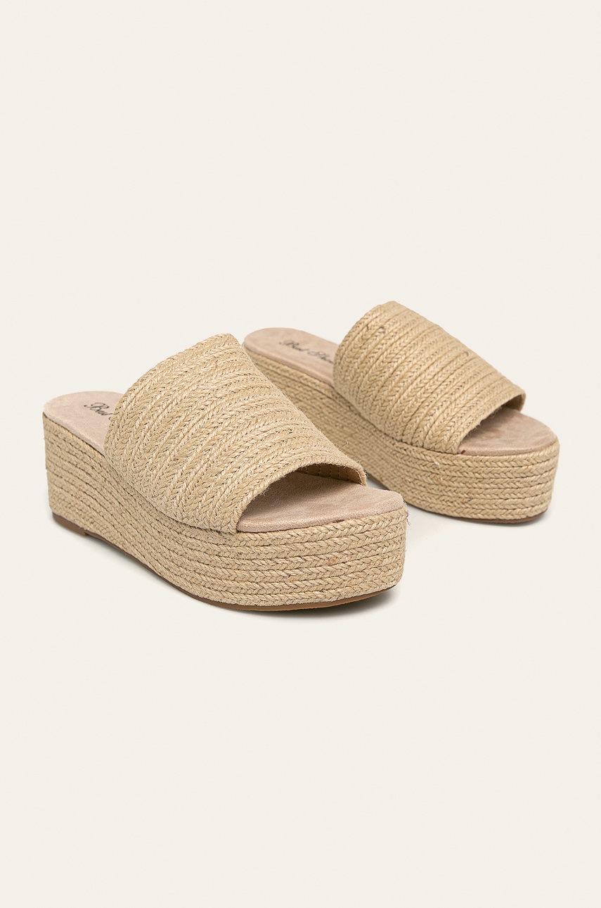 

Answear - Шлепанцы Best Shoes