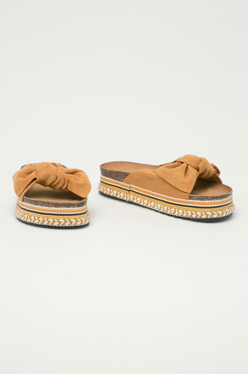 

Answear Lab - Шльопанці Sweet Shoes