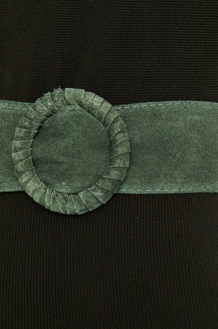 

733151