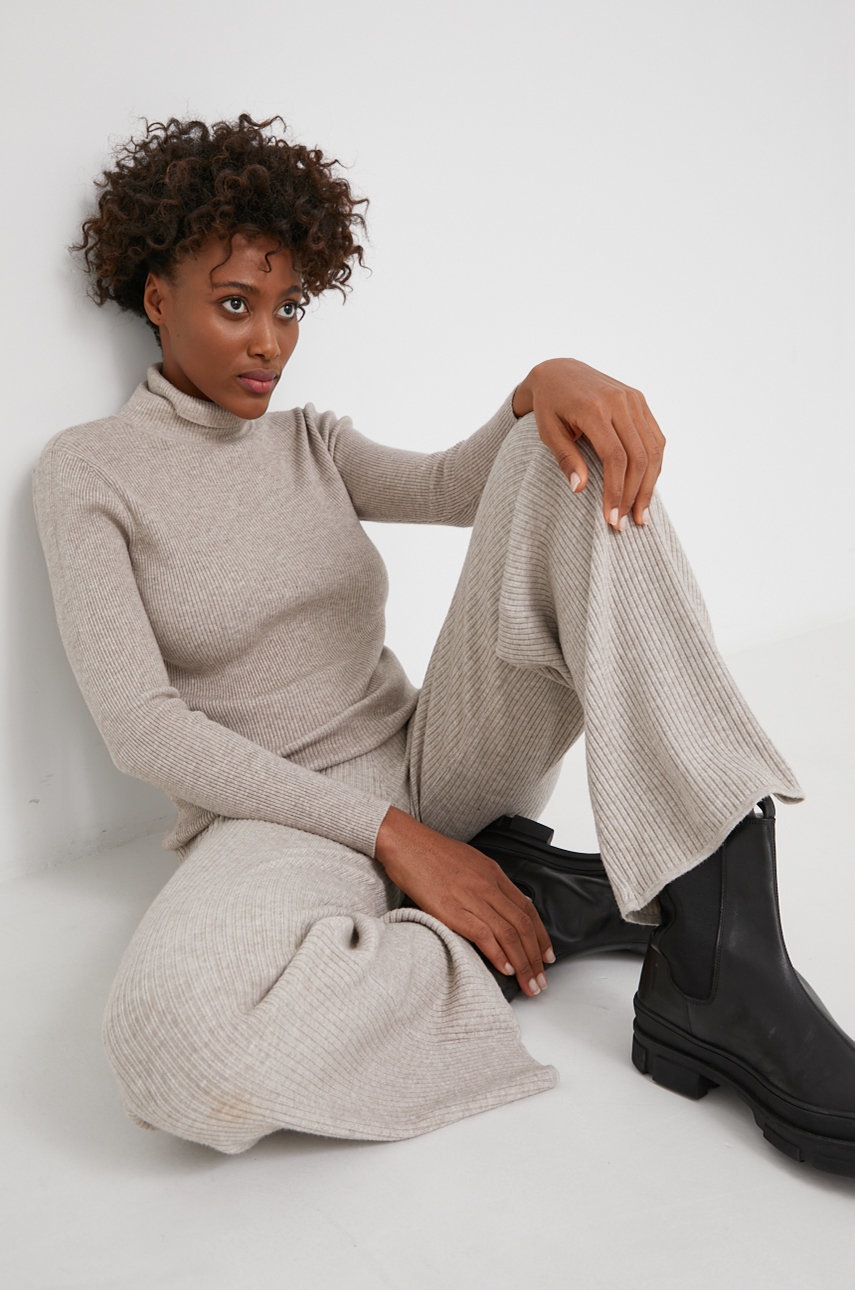 

Комплект Answear Lab дамски в бежово, Бежов