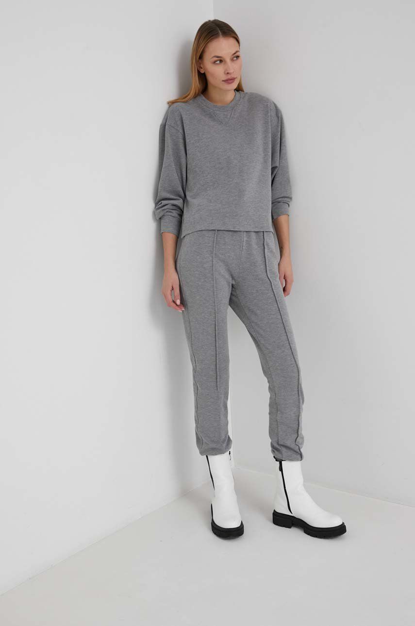 Answear Lab Compleu femei, culoarea gri imagine reduceri black friday 2021 Answear