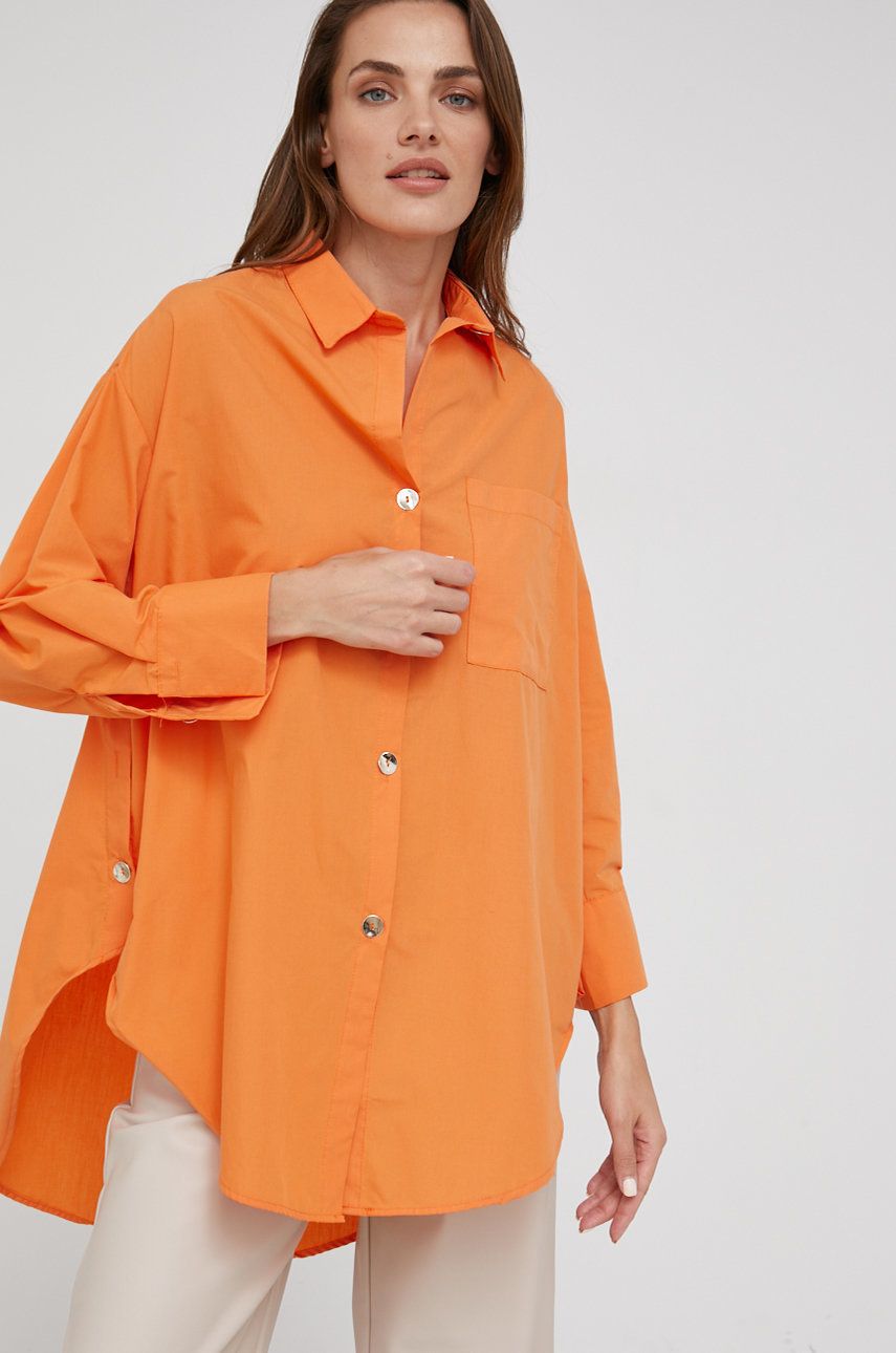 Answear Lab Koszula damska kolor pomarańczowy relaxed z kołnierzykiem klasycznym