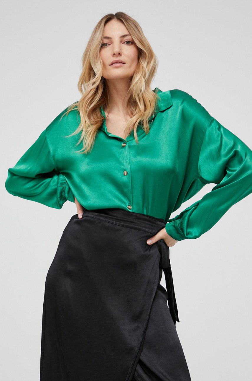Answear Lab camasa femei, culoarea verde, cu guler clasic, relaxed 2022 ❤️ Pret Super answear imagine noua 2022