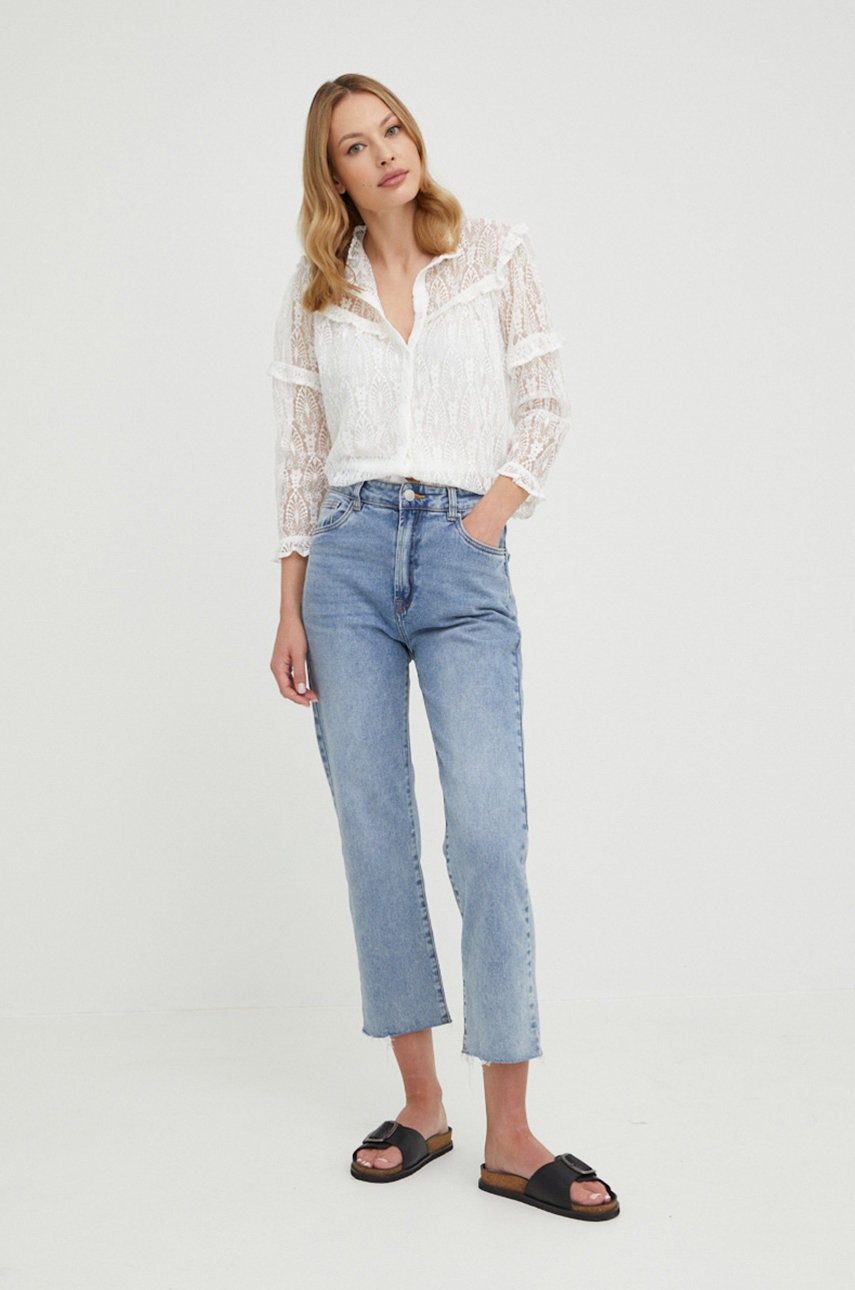 

Риза Answear Lab дамска в бяло със стандартна кройка с права яка, Бял