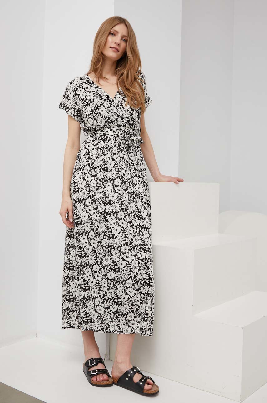 

Сукня Answear Lab колір білий maxi розкльошена