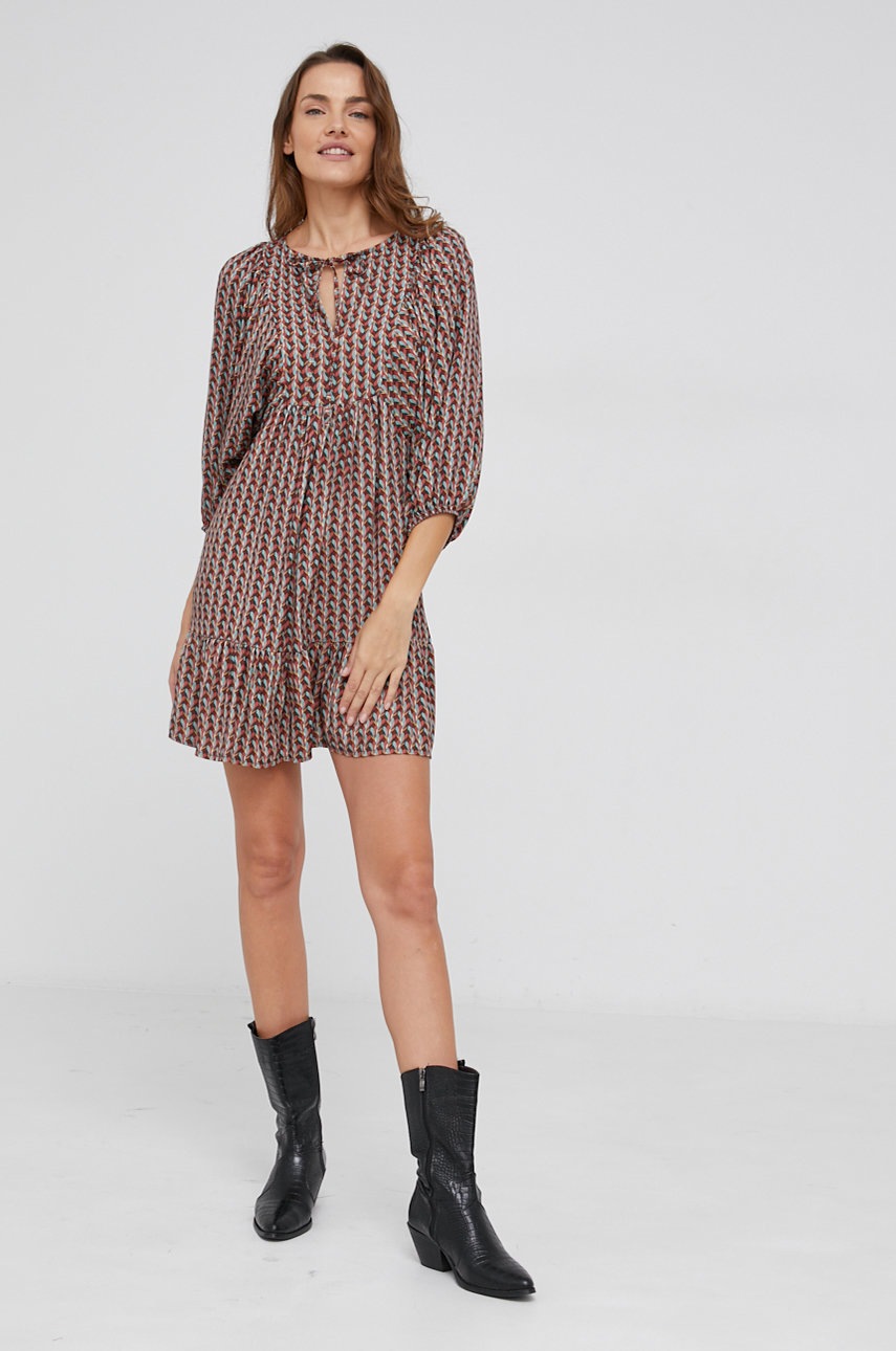 

Платье Answear Lab цвет красный mini oversize