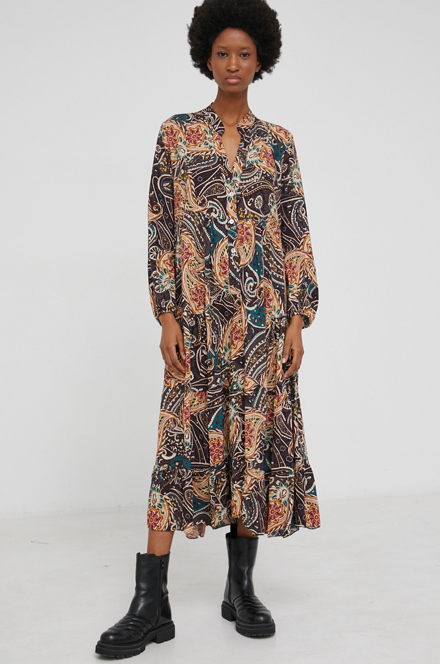 

Платье Answear Lab цвет чёрный midi oversize