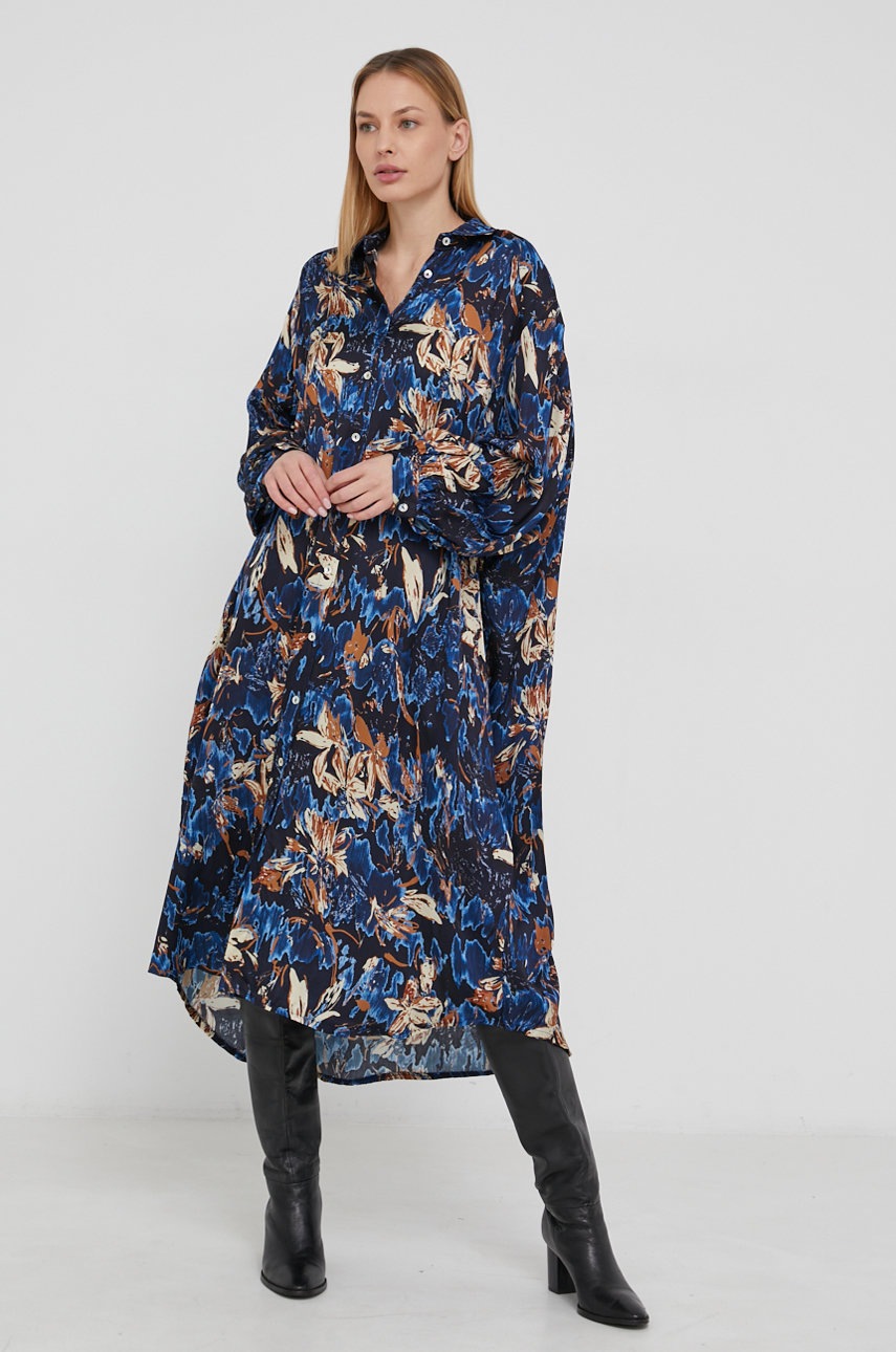 

Платье с шёлком Answear Lab цвет синий midi oversize