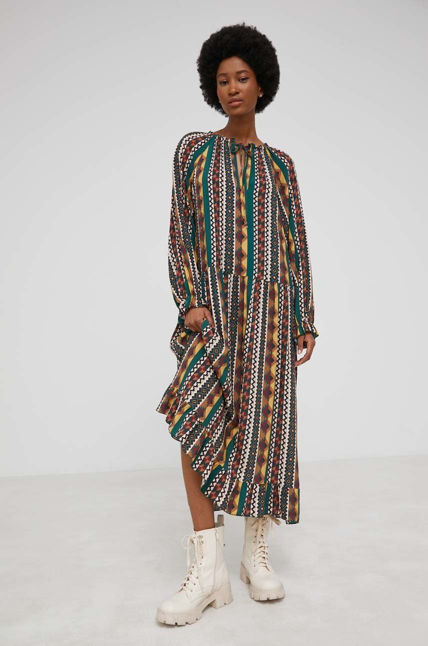 

Сукня Answear Lab колір зелений midi oversize