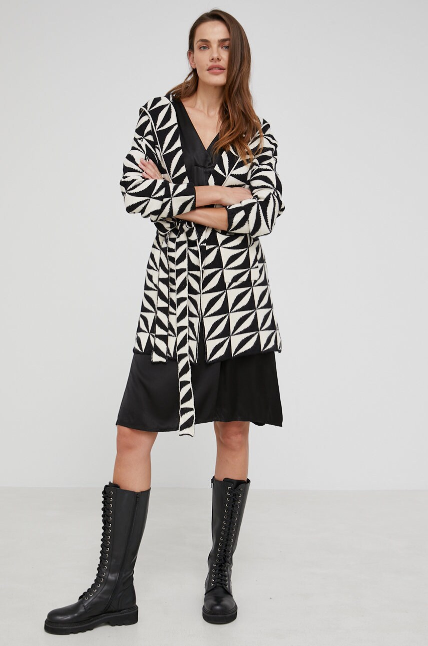 

Сукня з шовком Answear Lab колір чорний mini oversize
