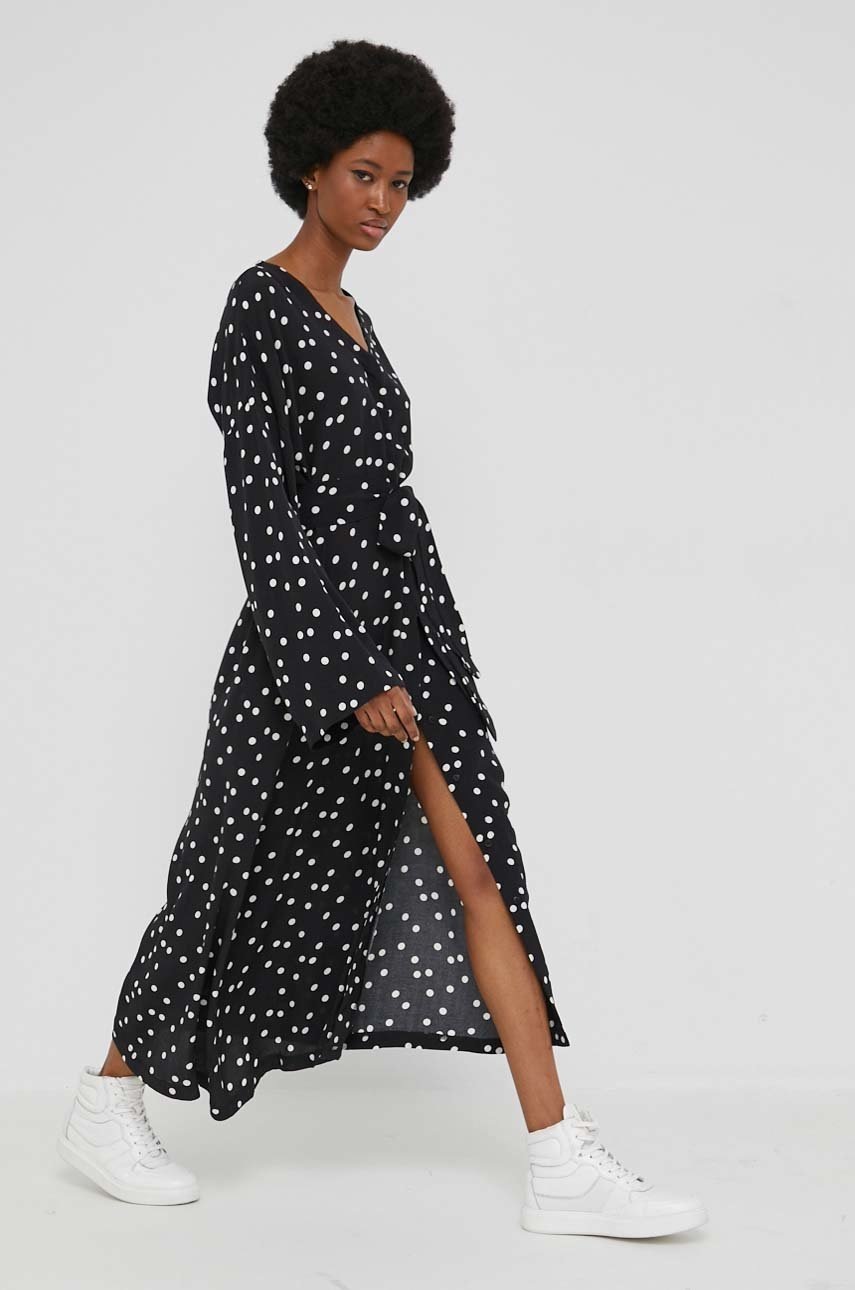 

Платье Answear Lab цвет чёрный midi oversize