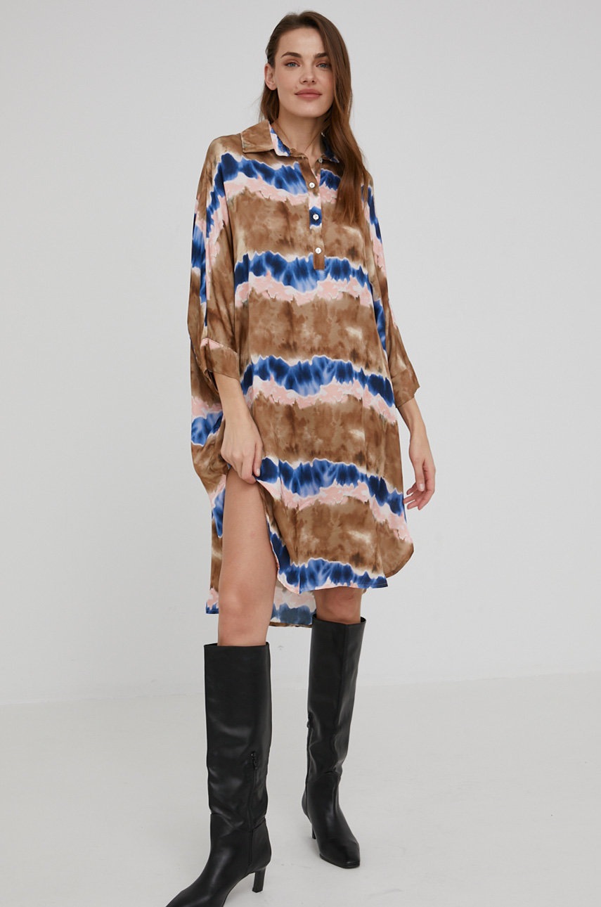 

Платье с шёлком Answear Lab цвет коричневый mini oversize
