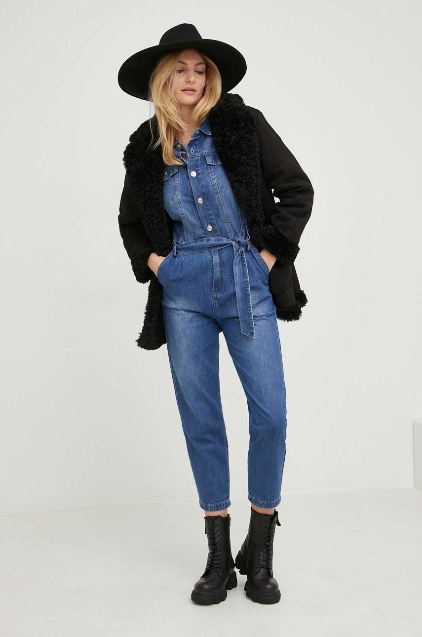 

Куртка Answear Lab жіноча колір чорний перехідна oversize