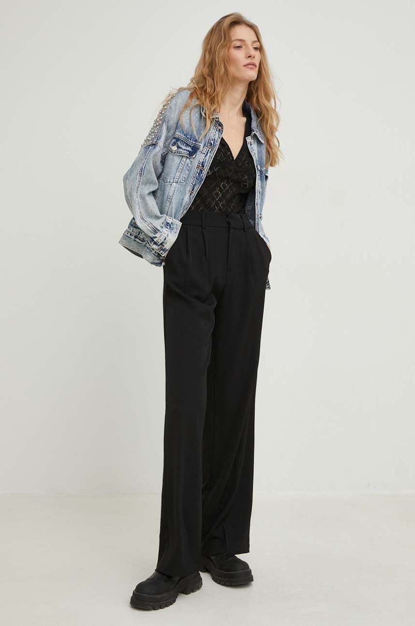 

Джинсова куртка Answear Lab X Лімітована колекція SISTERHOOD жіноча перехідна oversize