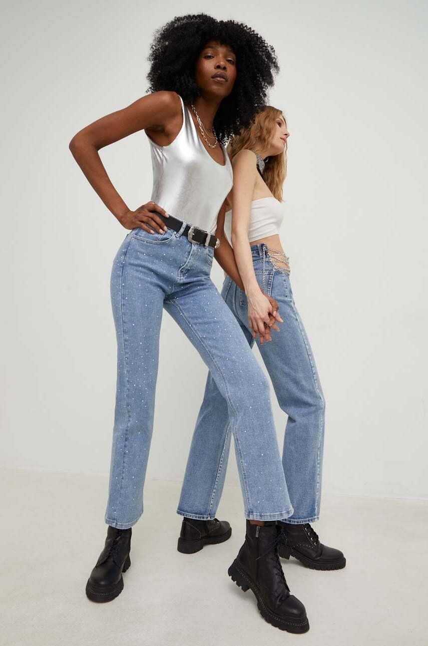 Answear Lab jeansi SISTERHOOD x colecția limitată SISTERHOOD femei high waist Answear