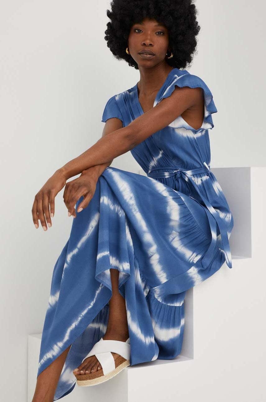 Answear Lab rochie maxi, evazati