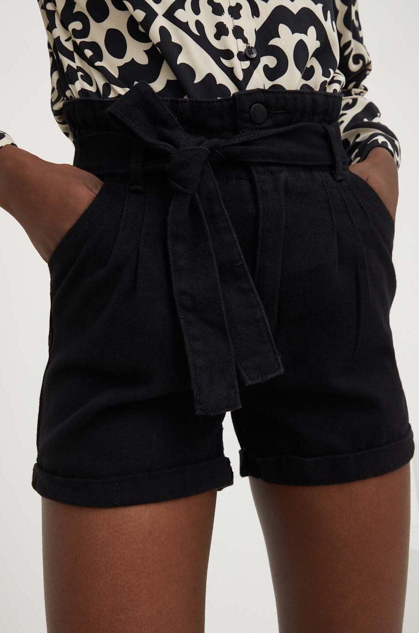 Answear Lab pantaloni scurti jeans femei, culoarea negru, neted, high waist