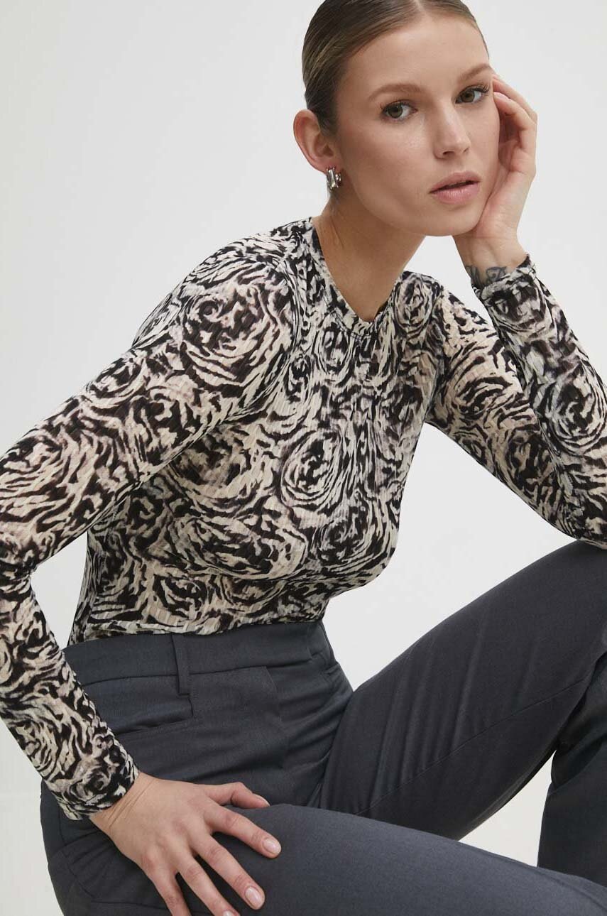 Așteaptă imaginea pentru produs