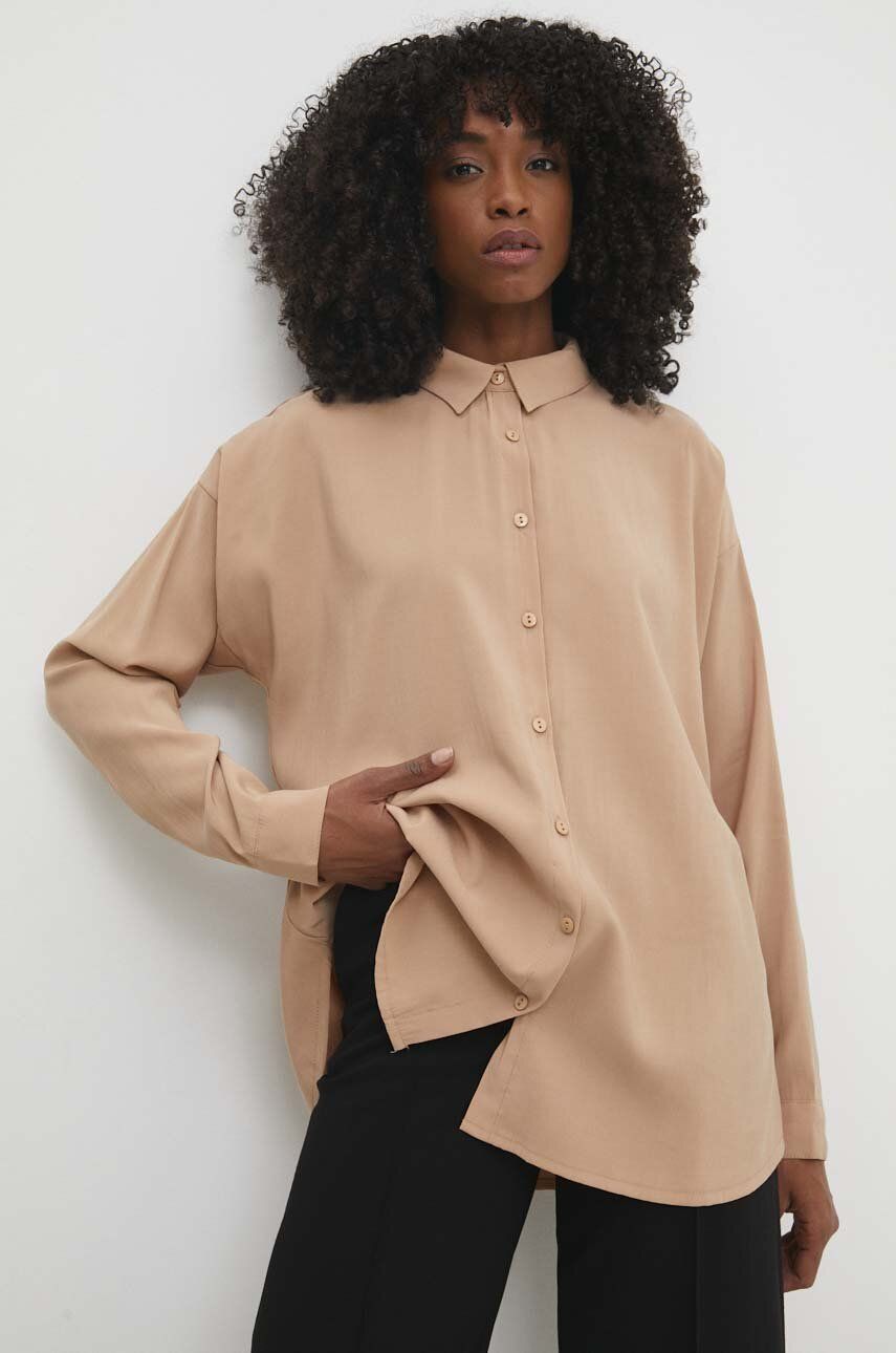 Levně Košile Answear Lab dámská, hnědá barva, relaxed, s klasickým límcem