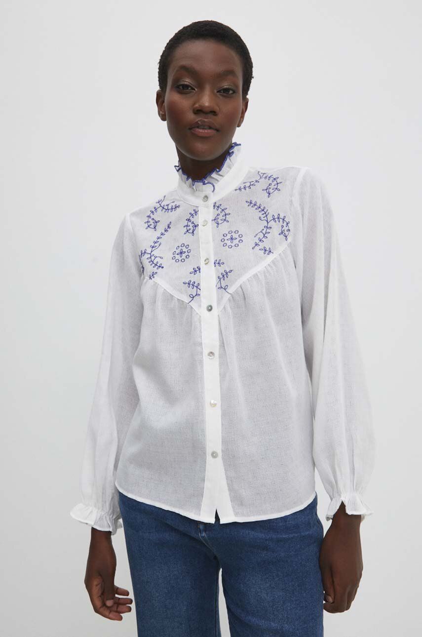 Levně Košile Answear Lab dámská, bílá barva, regular, se stojáčkem