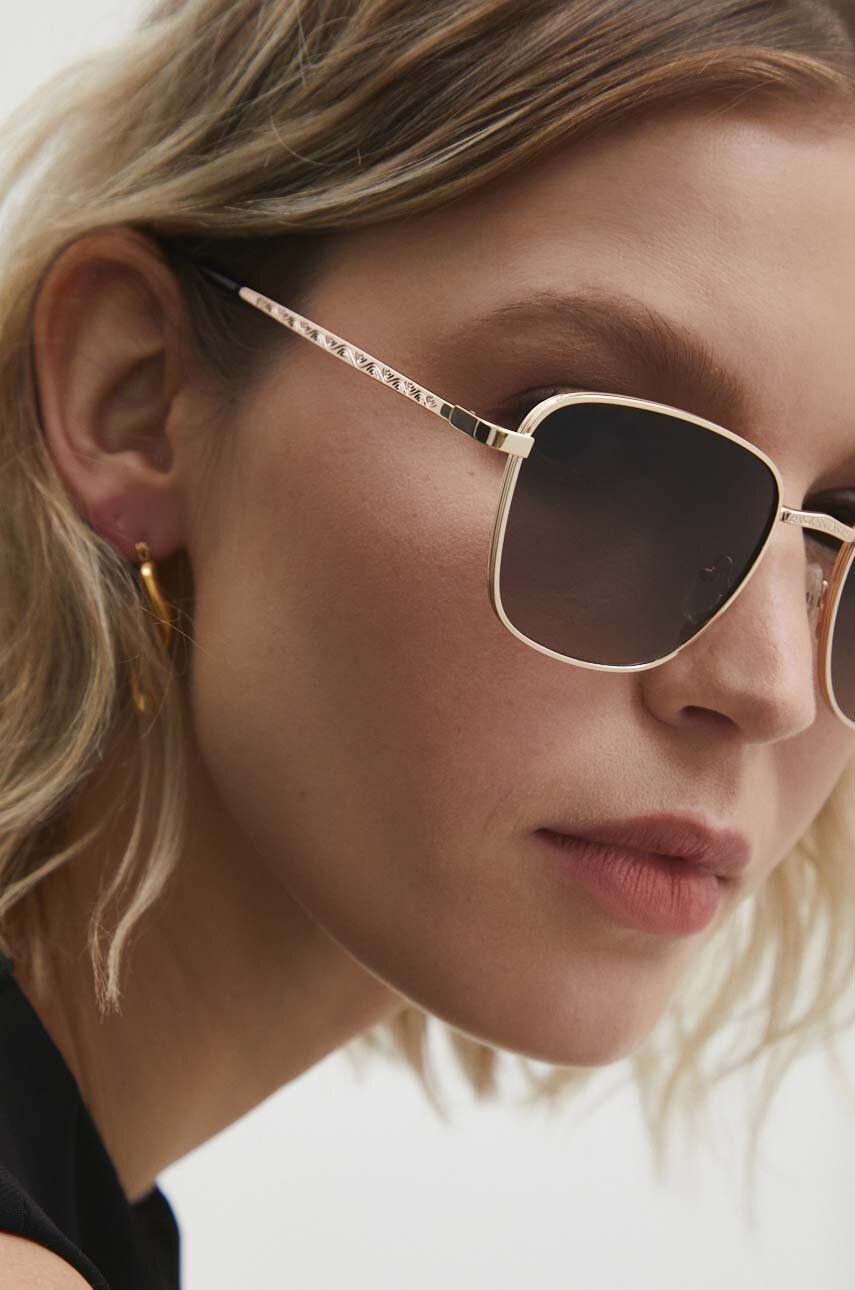 Așteaptă imaginea pentru produs