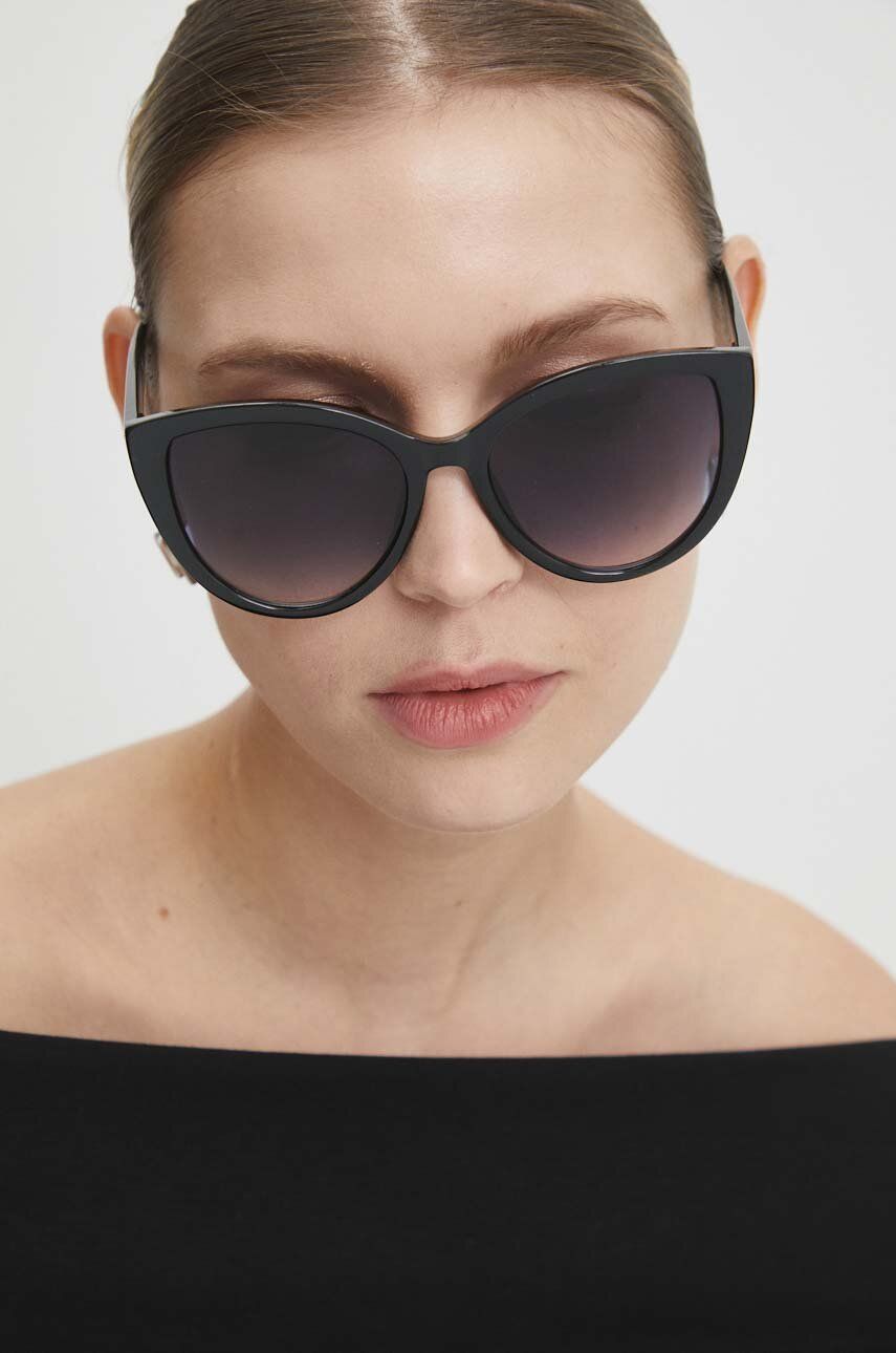 Așteaptă imaginea pentru produs