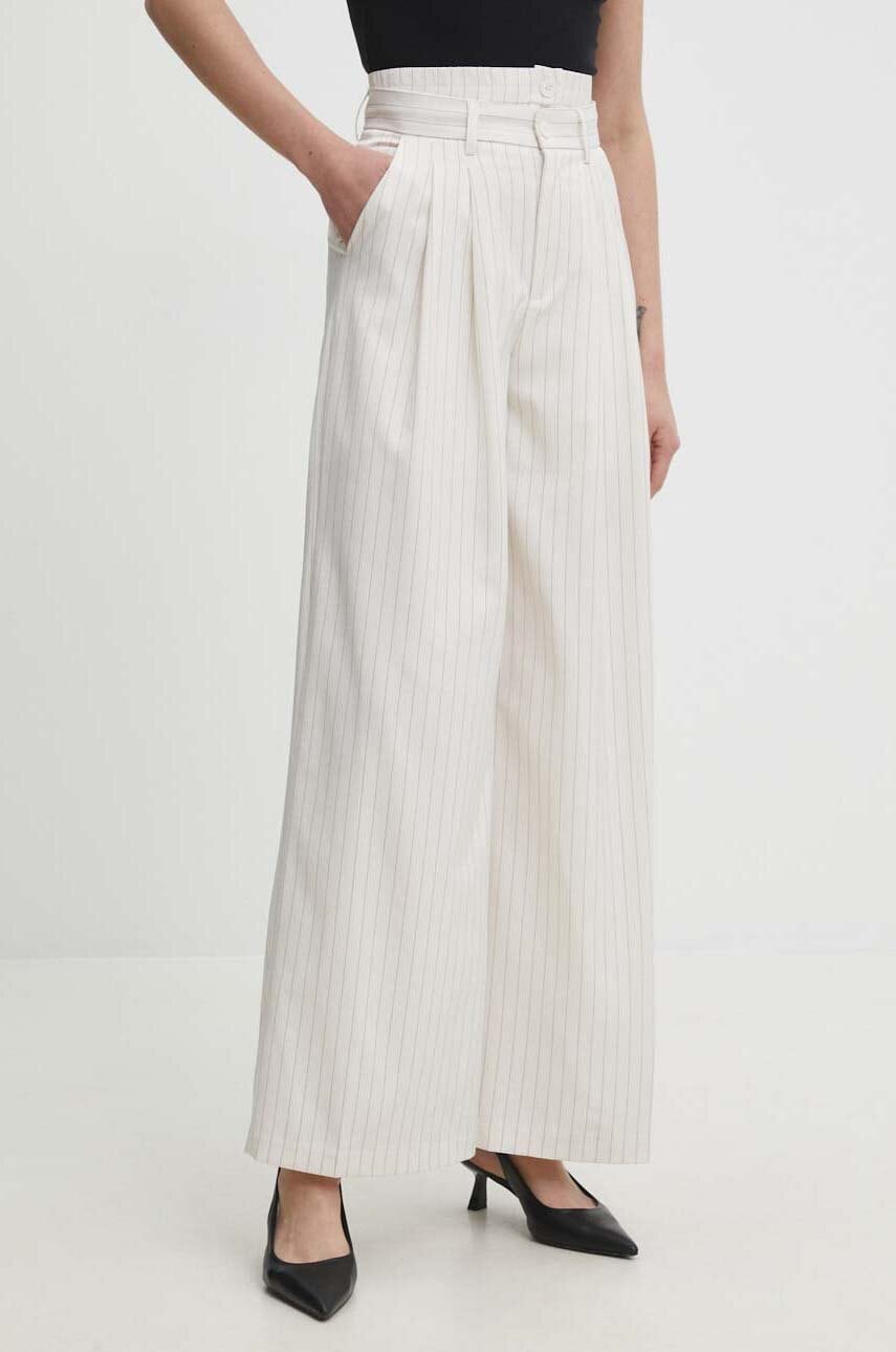 Așteaptă imaginea pentru produs