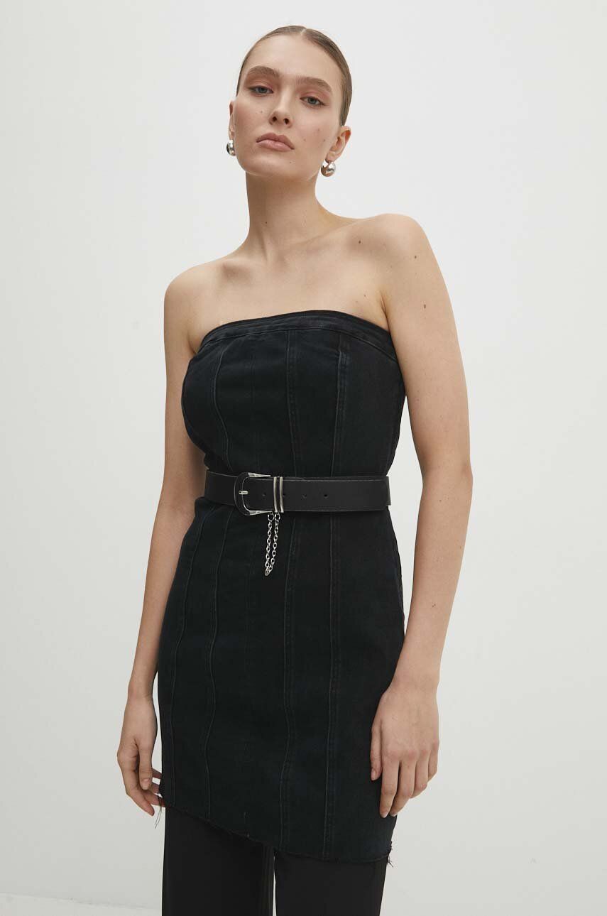 Levně Džínové šaty Answear Lab černá barva, mini