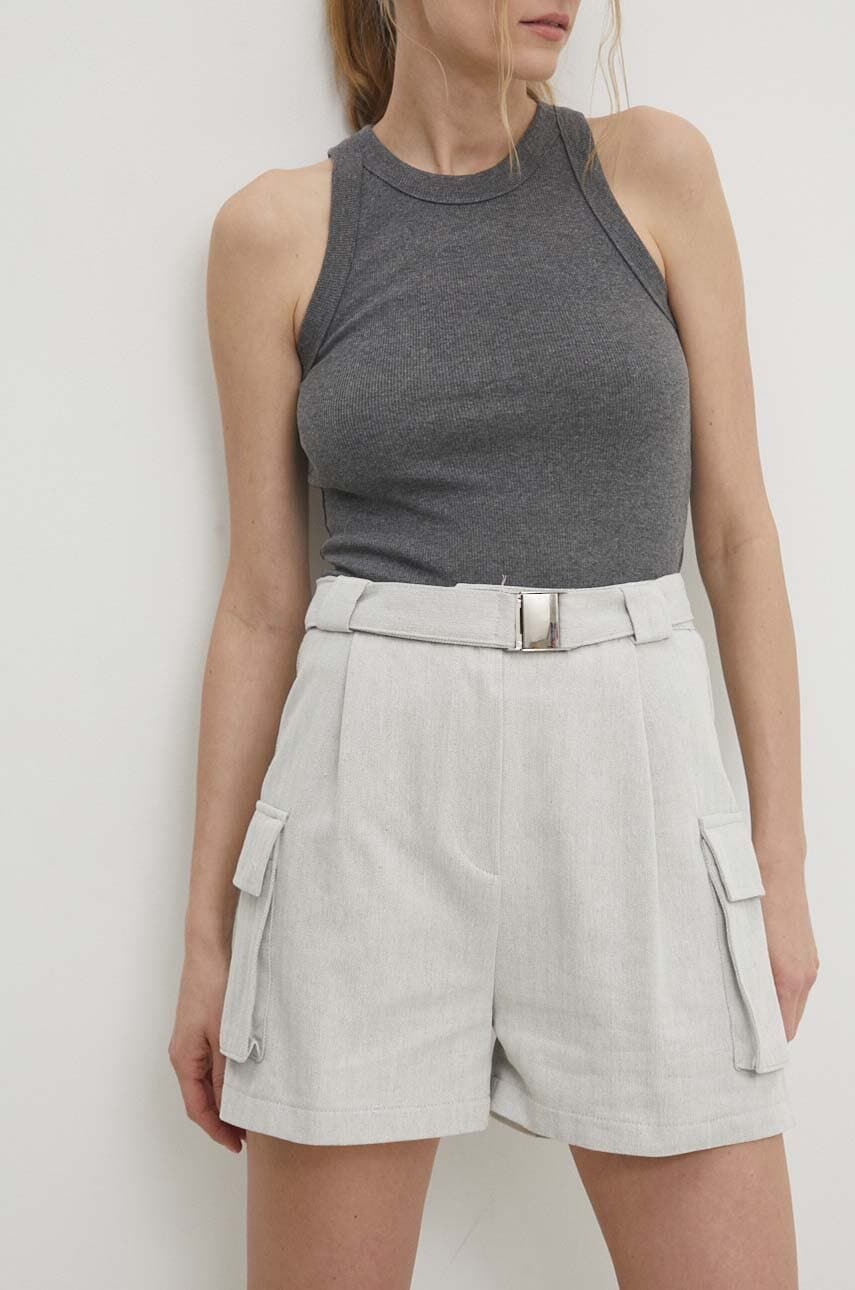 Answear Lab pantaloni scurti femei, culoarea gri, neted, high waist Answear Lab pantaloni scurti femei, culoarea gri, neted, high waist