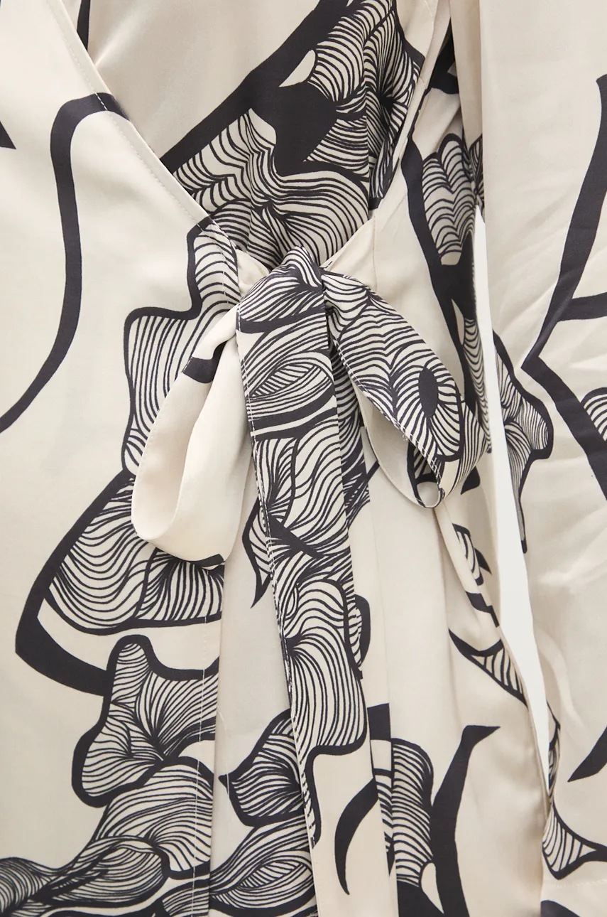 Μπλουζάκι Answear.LAB χρώμα: μπεζ φωτογραφία