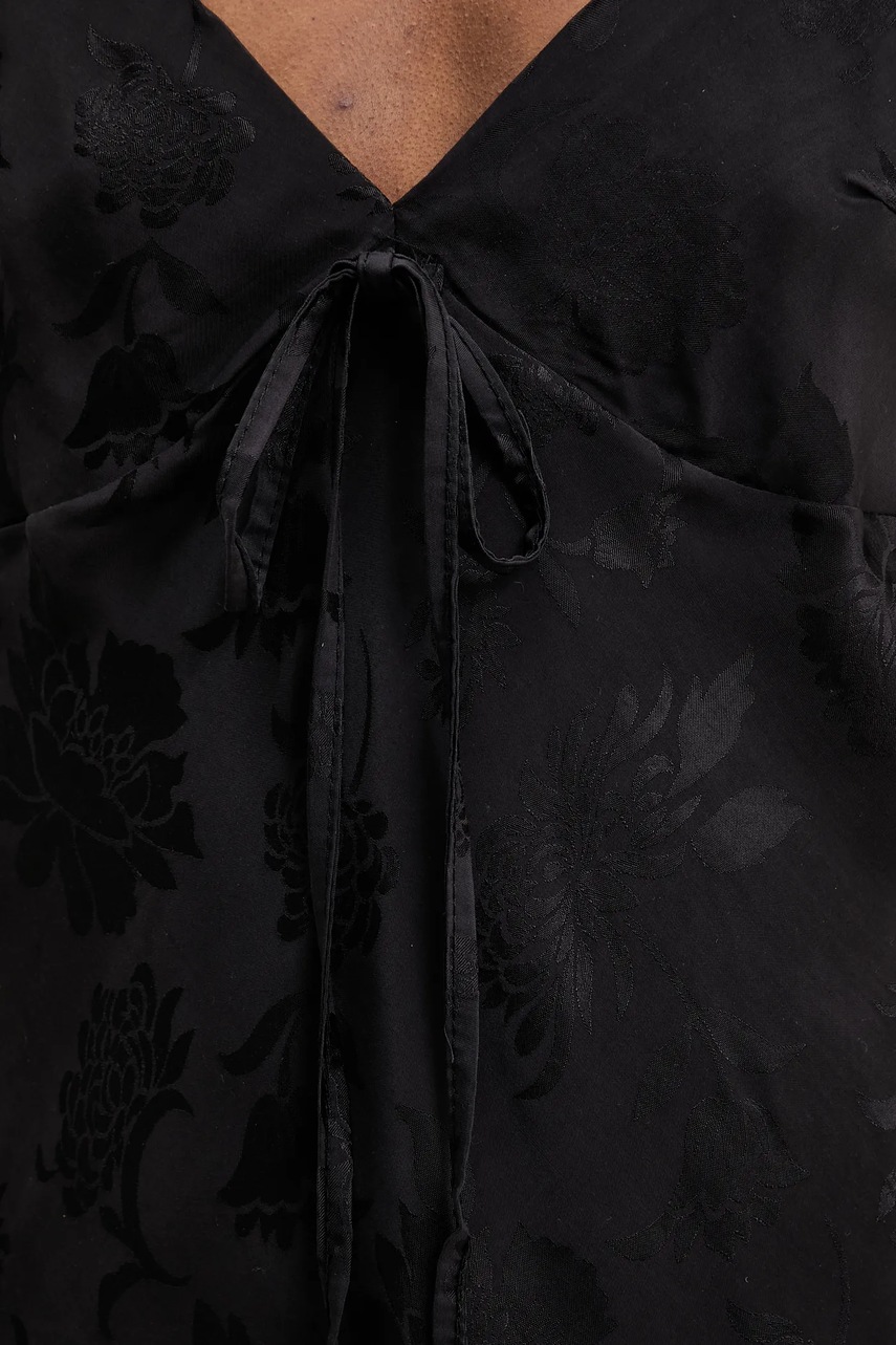 Μπλουζάκι Answear.LAB χρώμα: μαύρο φωτογραφία