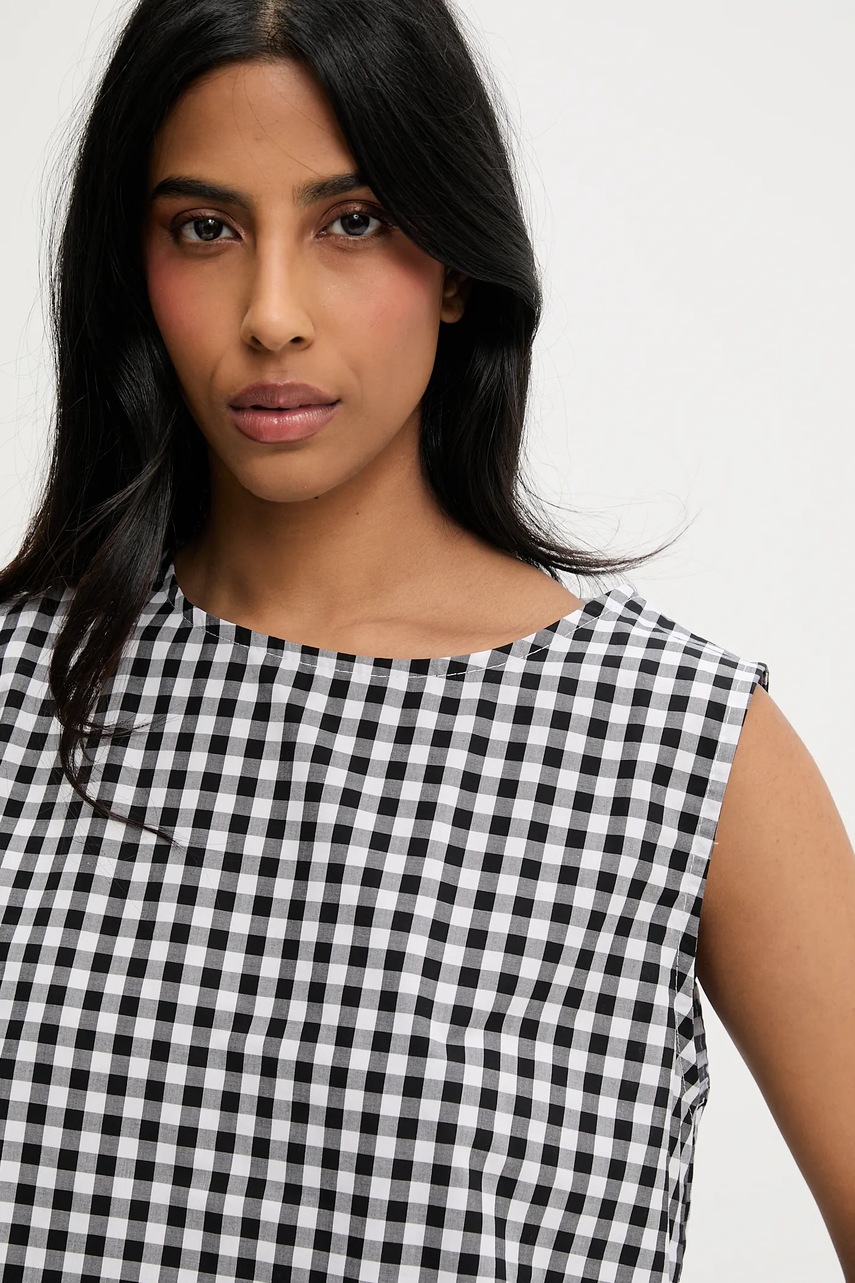 Βαμβακερή μπλούζα Answear.LAB γυναικεία, χρώμα: μαύρο φωτογραφία