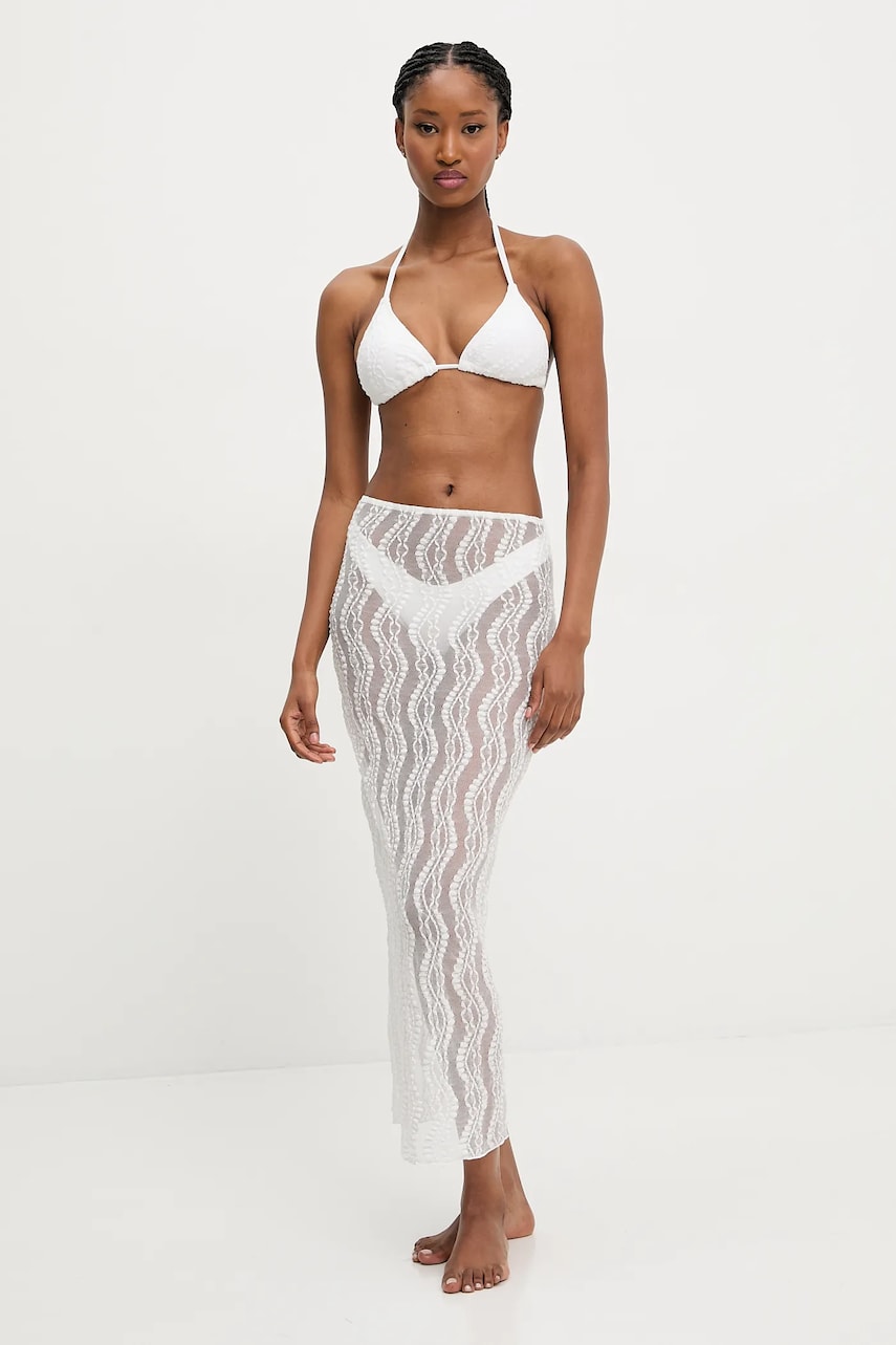 Answear Lab costum de baie din două piese și fustă culoarea alb, cupa usor rigidizata Answear Lab costum de baie din două piese și fustă culoarea alb, cupa usor rigidizata