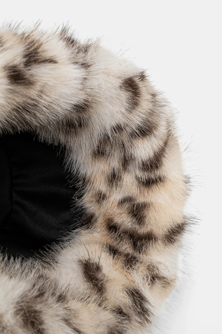 Σκούφος και κασκόλ Answear.LAB χρώμα: άσπρο φωτογραφία