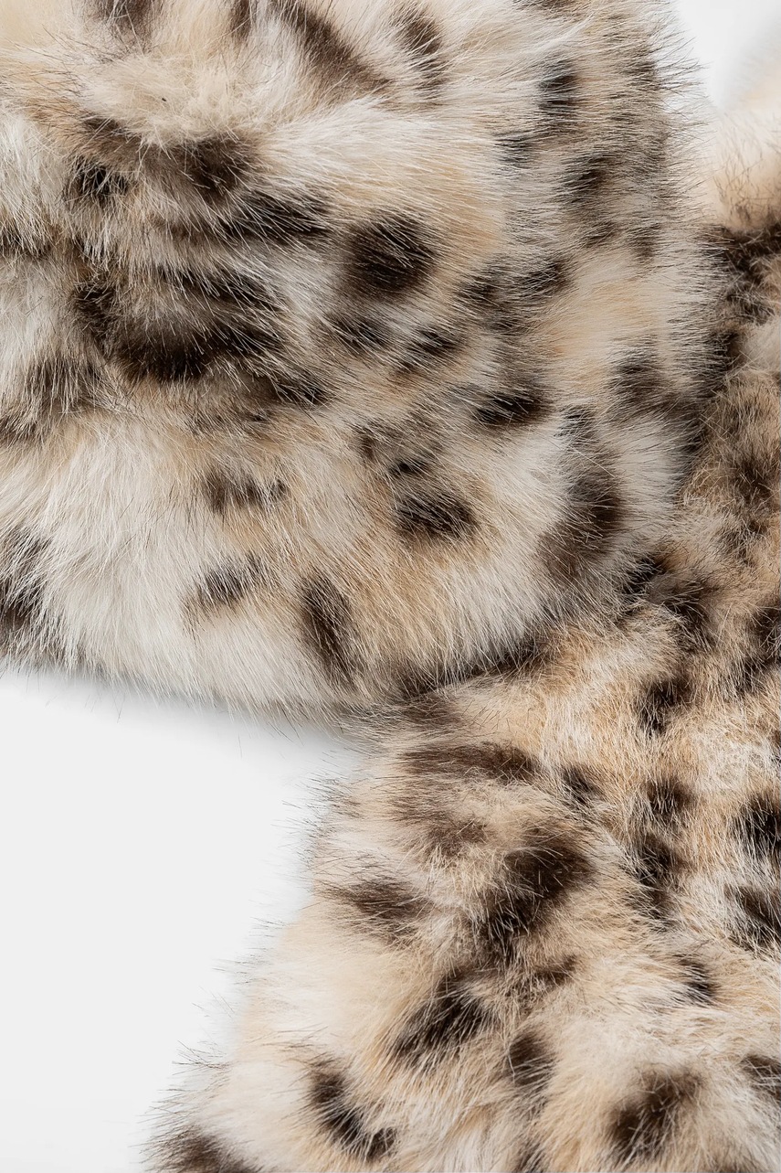 Σκούφος και κασκόλ Answear.LAB χρώμα: άσπρο φωτογραφία