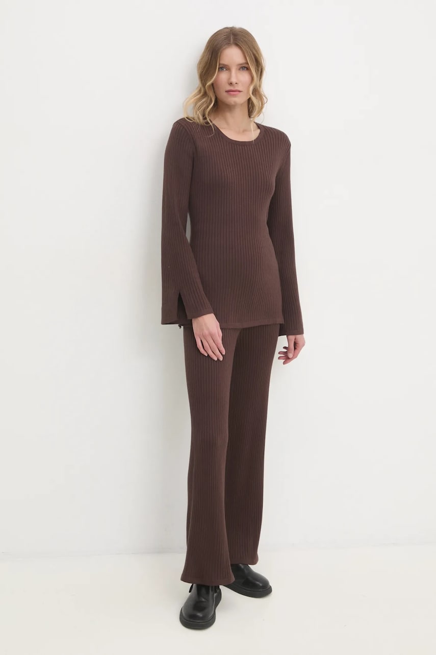 Answear Lab bluză și pantaloni culoarea maro Answear Lab bluză și pantaloni culoarea maro - Treninguri.eu