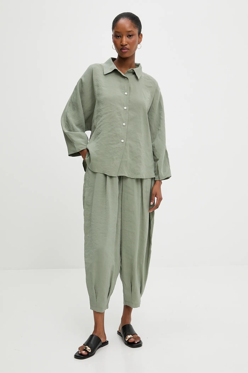 Answear Lab cămașă și pantaloni culoarea verde