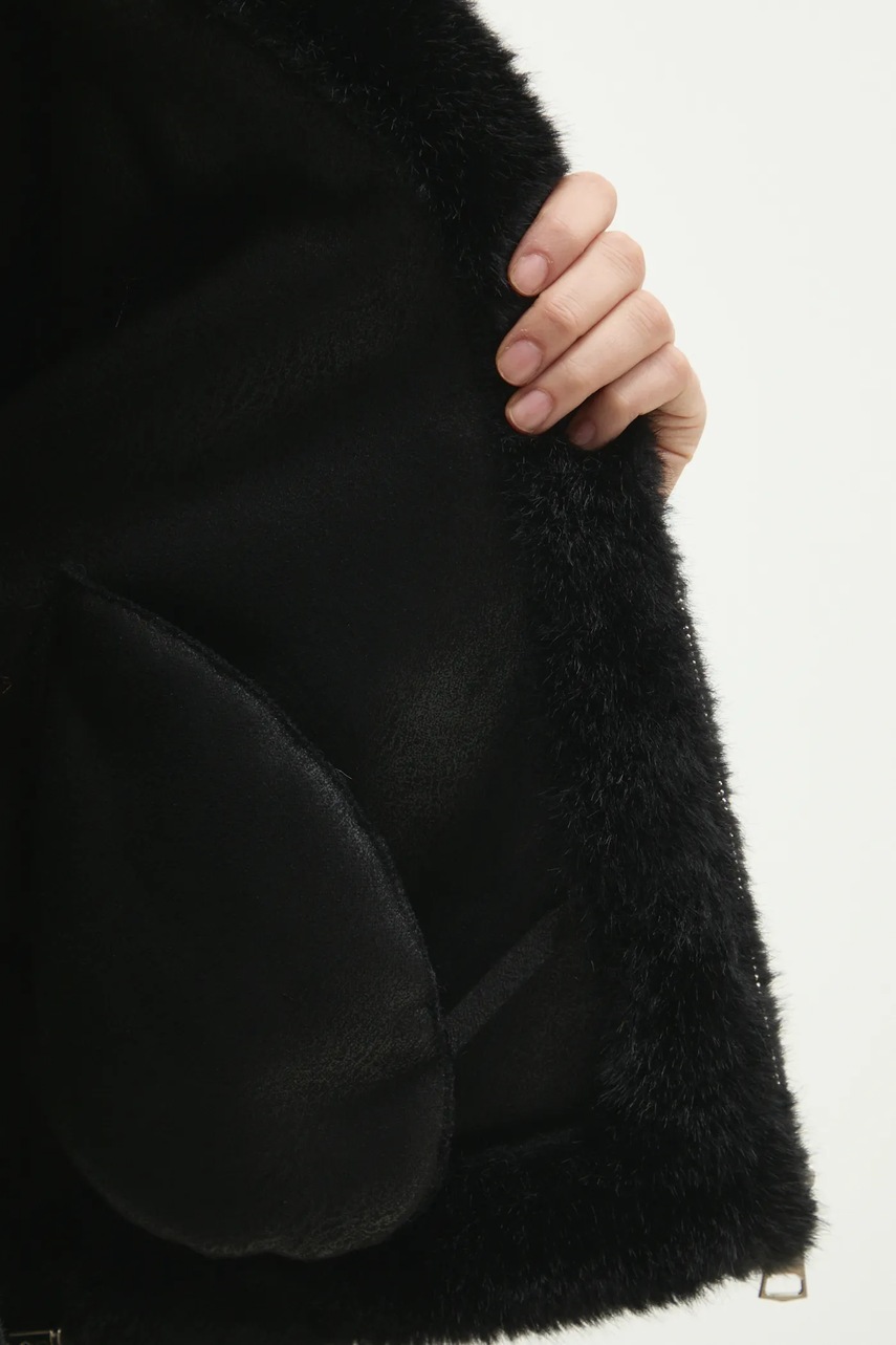 Куртка Answear Lab жіноча колір чорний перехідна oversize 