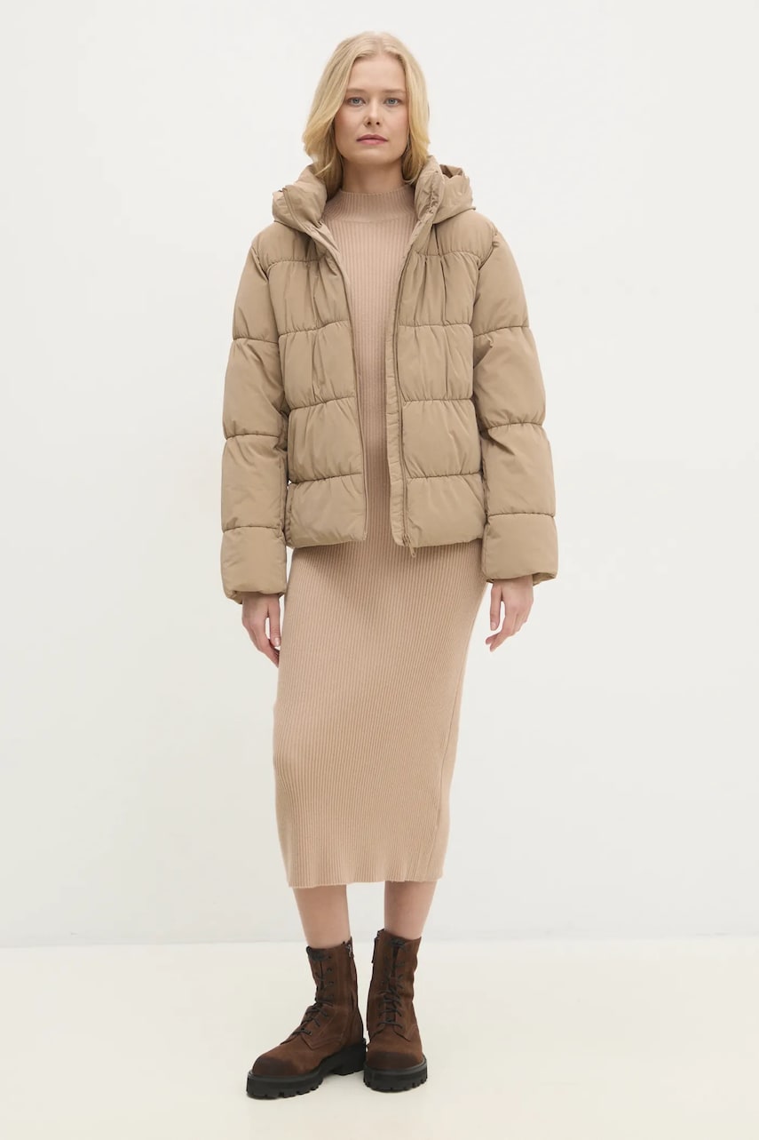 Куртка Answear.LAB женская цвет бежевый зимняя Куртка Answear.LAB женская цвет бежевый зимняя