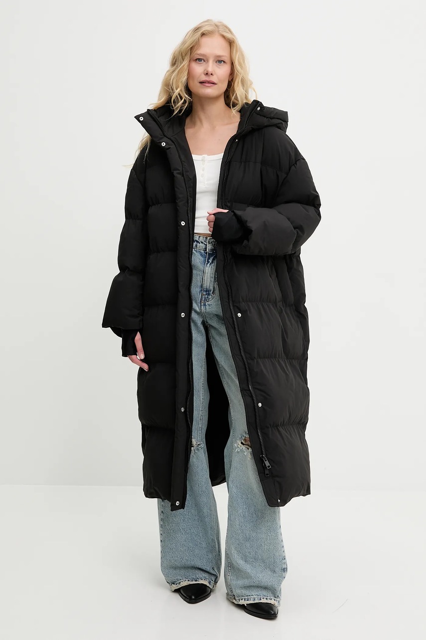 Куртка Answear.LAB женская цвет чёрный зимняя oversize Куртка Answear.LAB женская цвет чёрный зимняя oversize