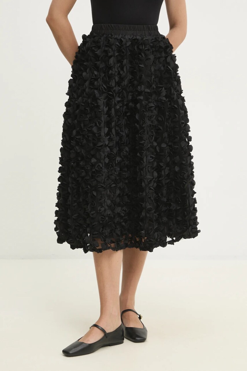 Answear Lab fusta culoarea negru, midi, evazati