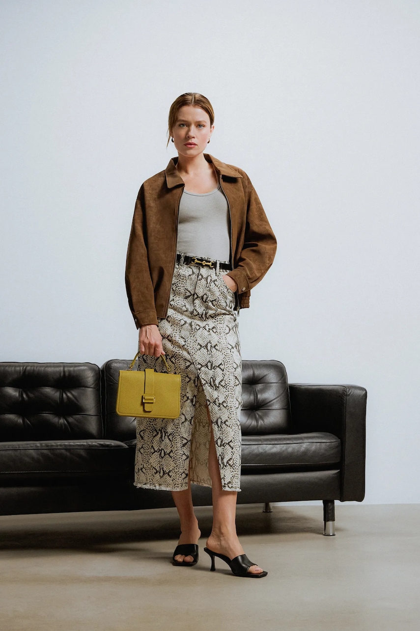 Answear Lab fustă din bumbac culoarea bej, midi, drept Answear Lab fustă din bumbac culoarea bej, midi, drept