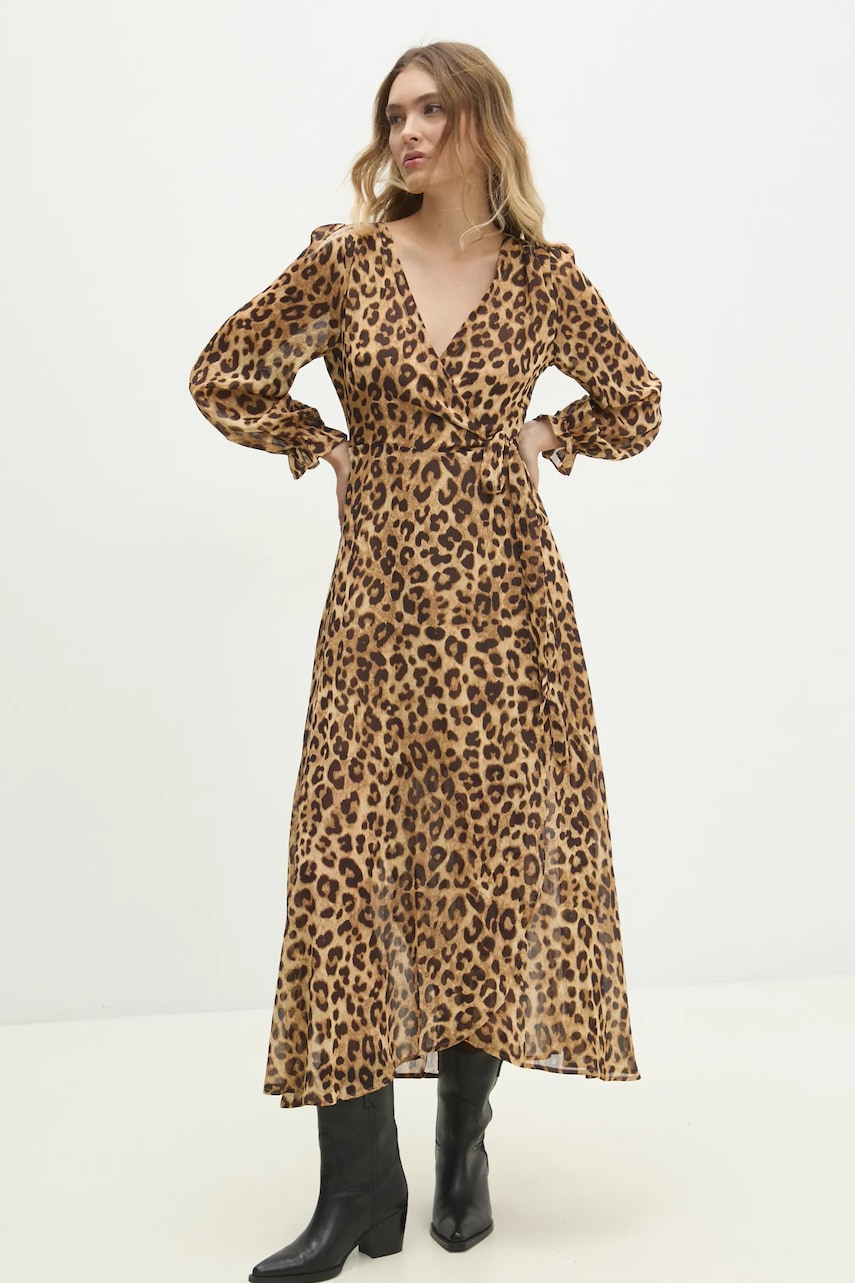Answear Lab rochie din matase culoarea bej, maxi, evazati Answear Lab rochie din matase culoarea bej, maxi, evazati