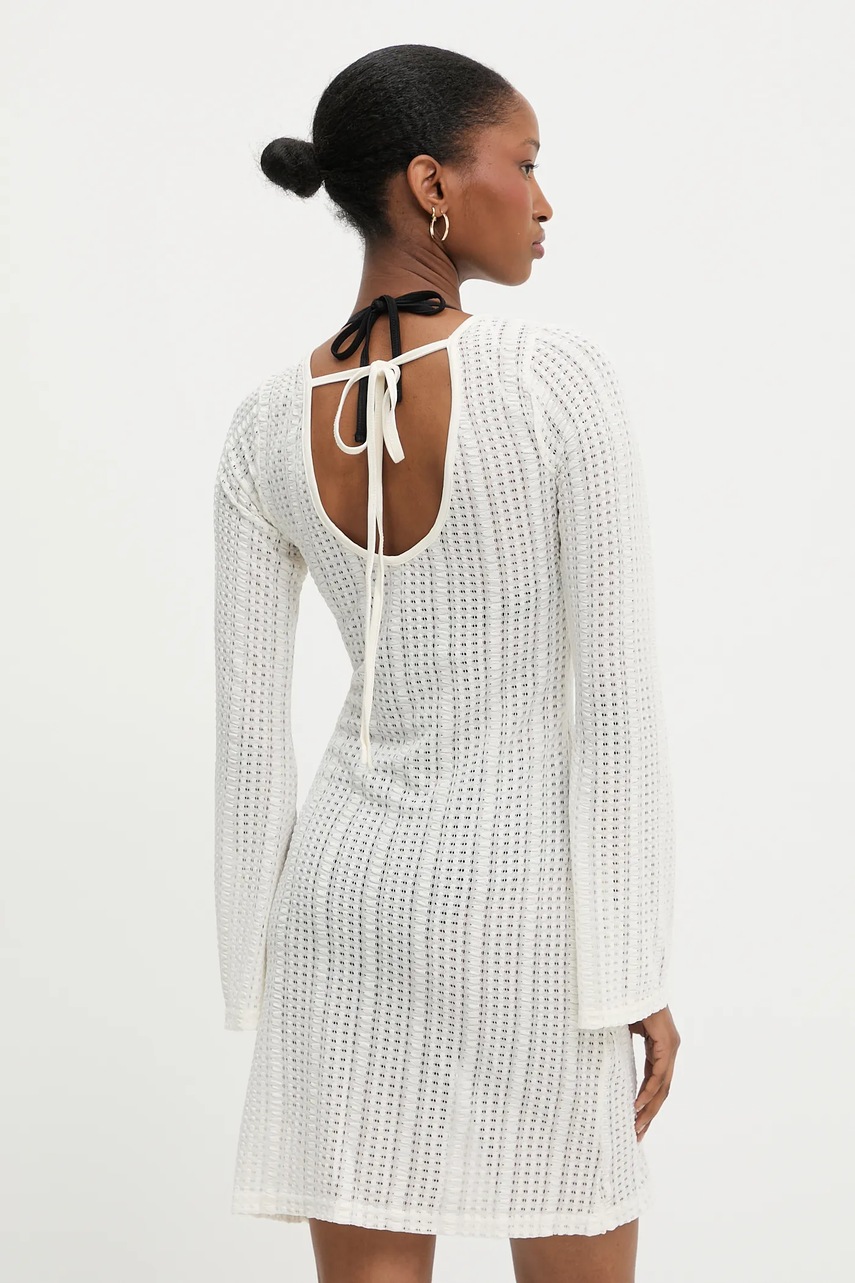 Пляжное платье Answear.LAB цвет бежевый mini облегающее