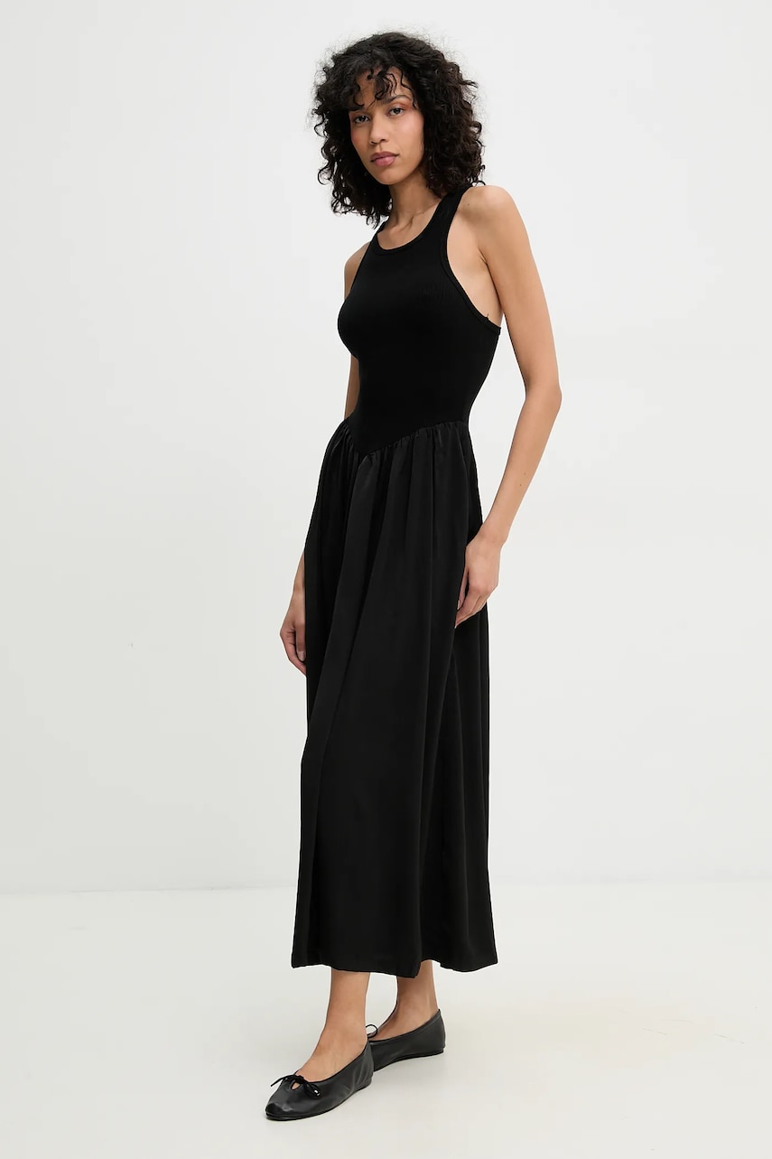 Платье Answear Lab цвет чёрный maxi расклешённая Платье Answear Lab цвет чёрный maxi расклешённая