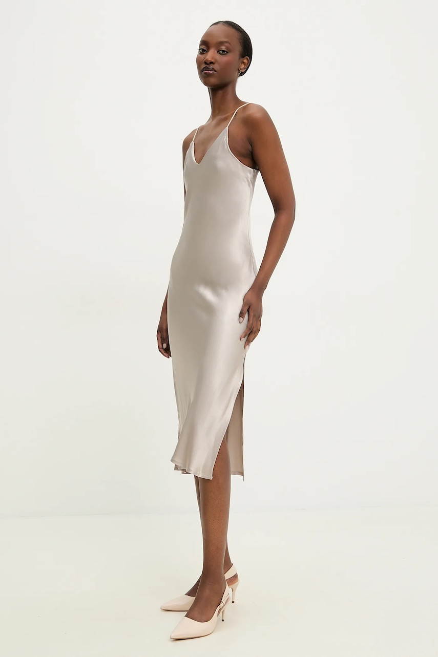 Answear.LAB sukienka kolor srebrny maxi dopasowana