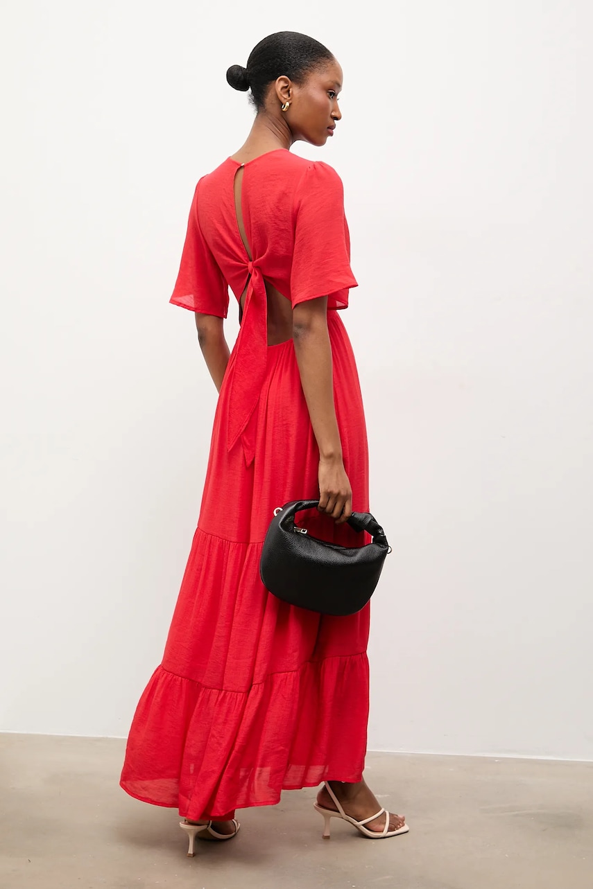 Answear.LAB rozšířené šaty z viskózy